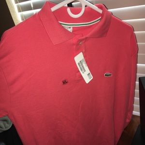 I’m selling a never used t-shirt